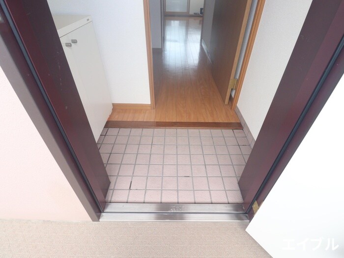 物件内観写真15　(玄関)