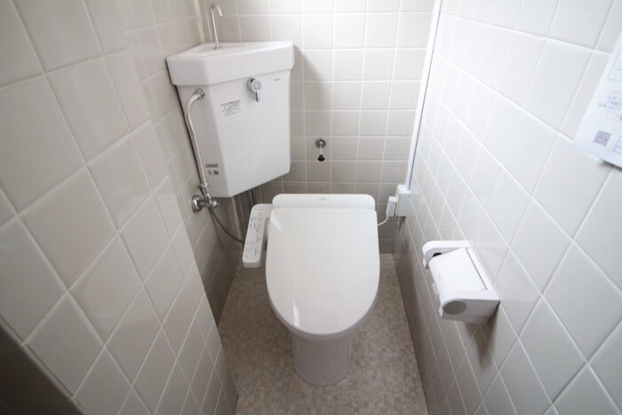 物件内観写真8　(トイレ)