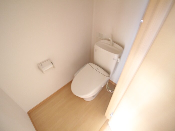 物件内観写真11　(トイレ)