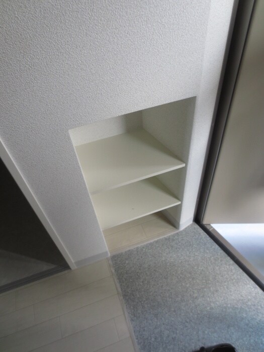 物件内観写真11　(靴箱)