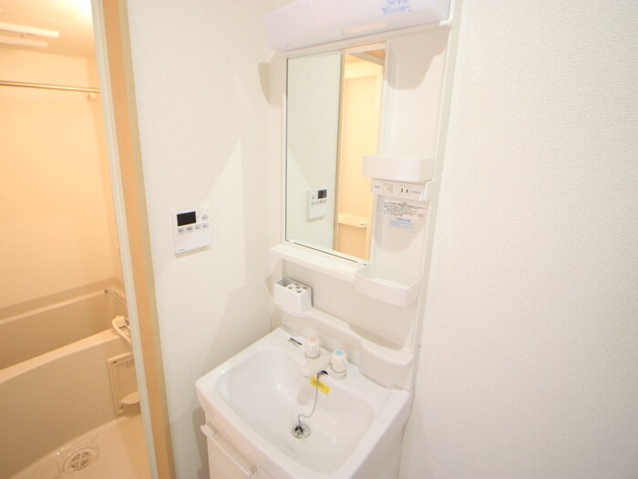 物件内観写真11　(洗面)