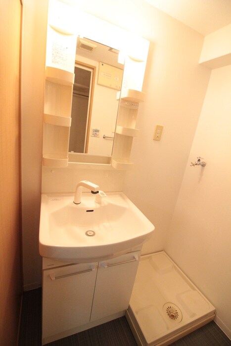 物件内観写真6　(洗面)