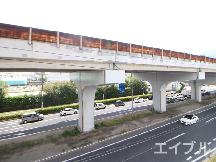 物件内観写真18　(室内からの展望)