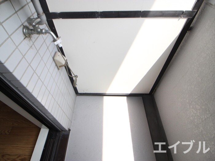 物件内観写真20　(洗濯機置場)