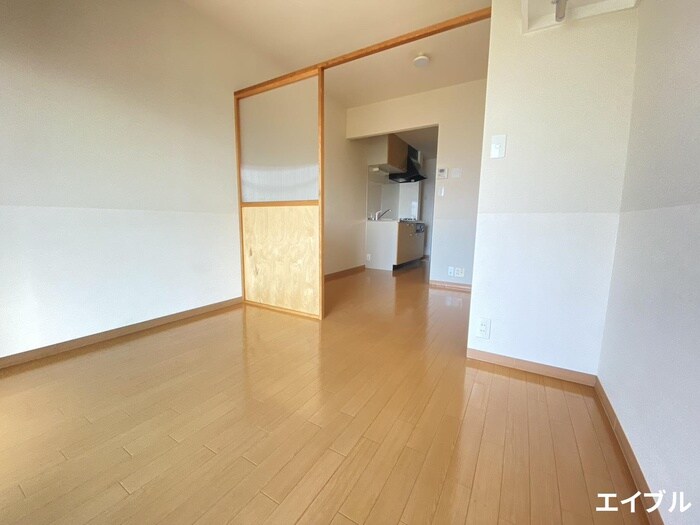 物件内観写真7　(居室)