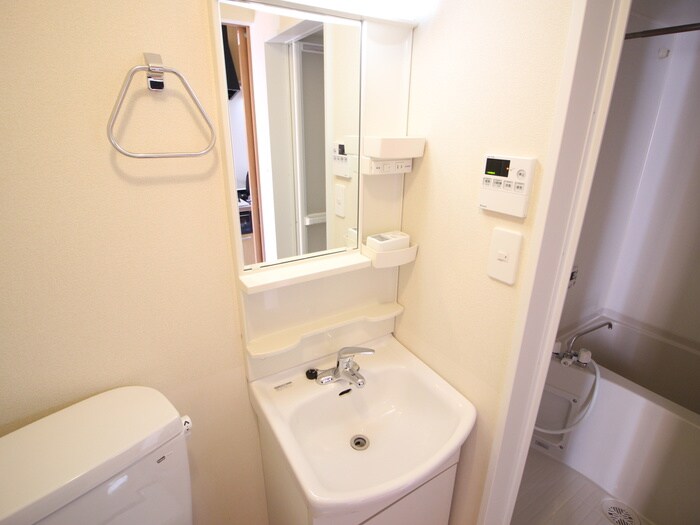 物件内観写真10　(洗面)