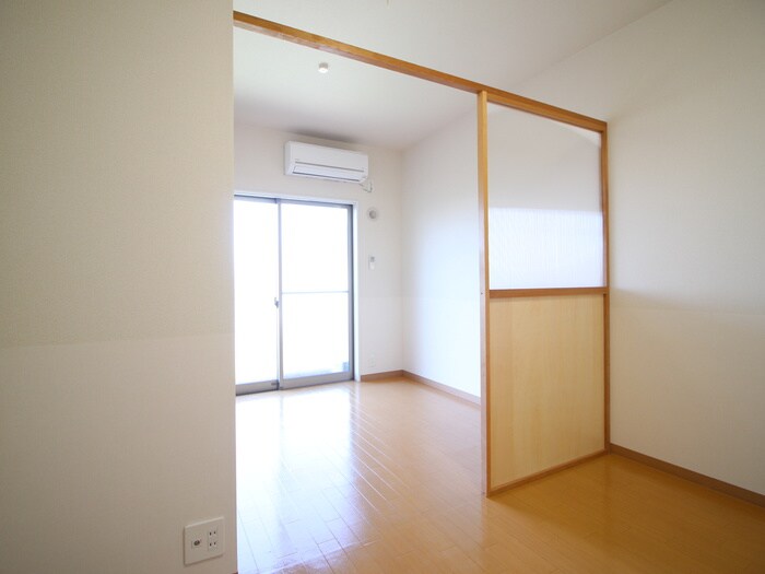 物件内観写真20　(居室)