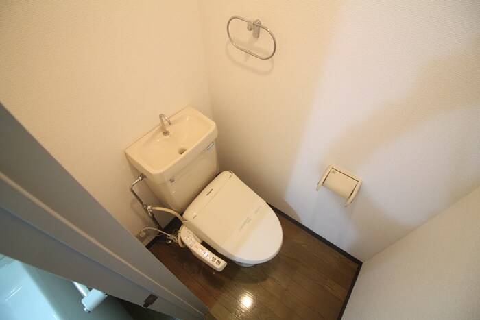 物件内観写真12　(トイレ)