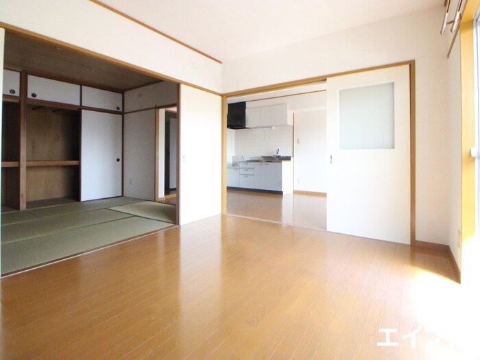 物件内観写真11　(居室)