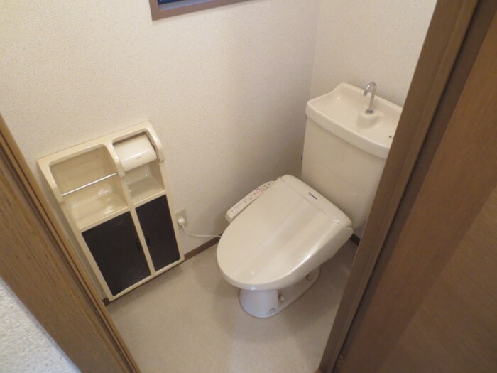 物件内観写真6　(トイレ)