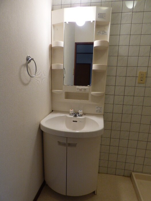 物件内観写真11　(洗面)