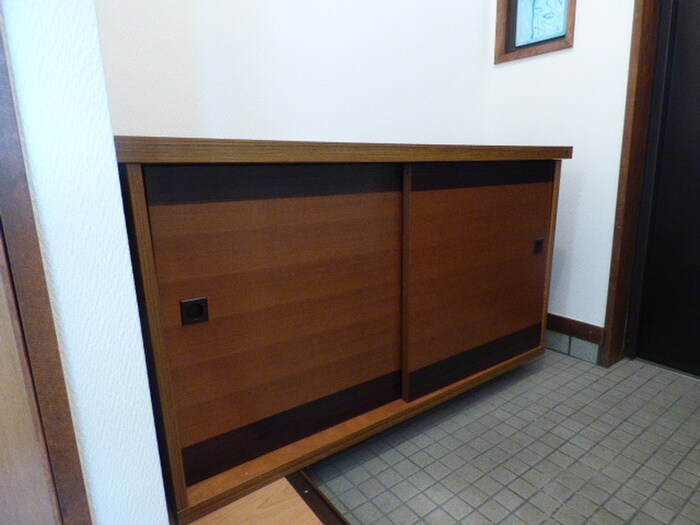 物件内観写真15　(靴箱)