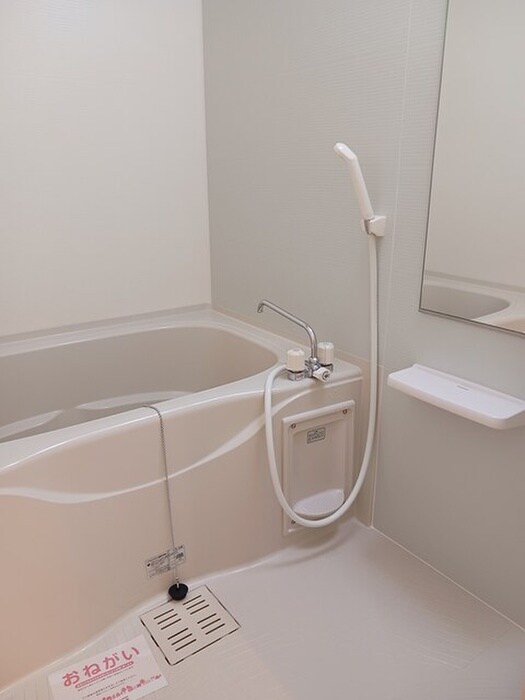 物件内観写真8　(バス／シャワールーム等)