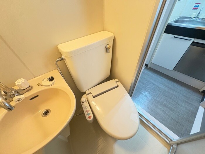 物件内観写真10　(トイレ)