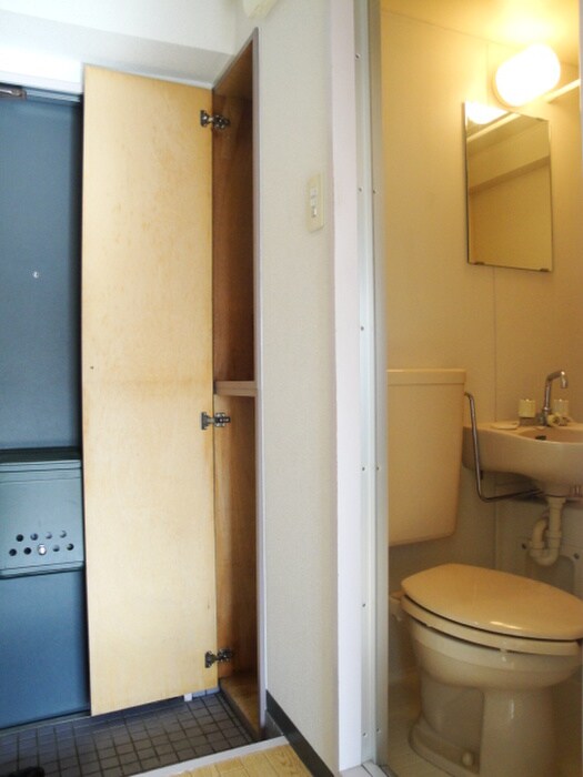 物件内観写真10　(収納)