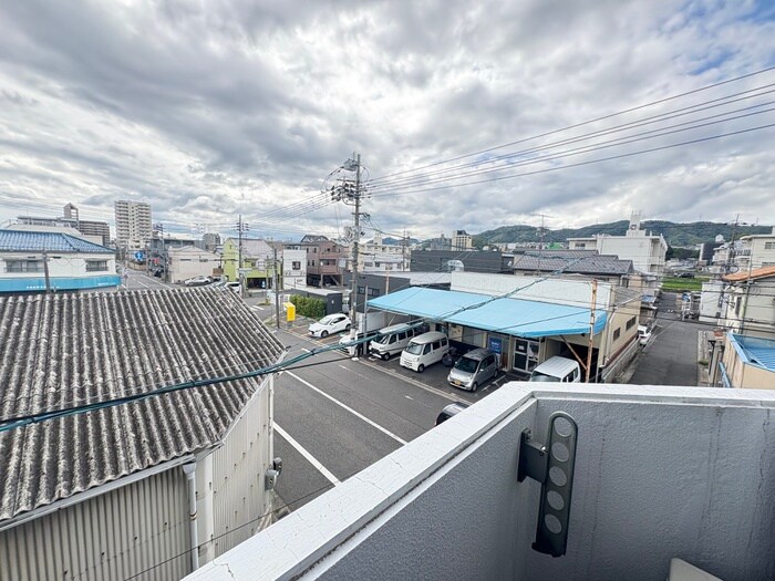 物件内観写真21　(室内からの展望)