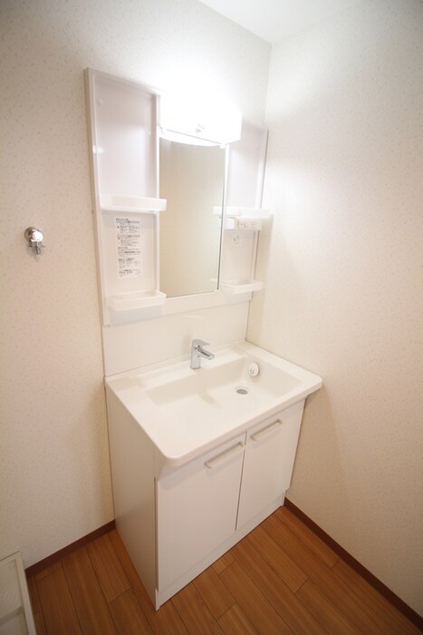 物件内観写真7　(洗面)