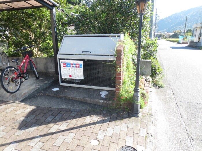 物件外観写真3　(建物設備)