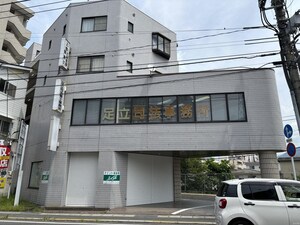 岩田ビル外観写真