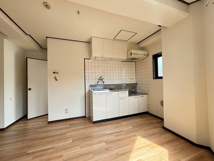物件内観写真8　(キッチン)