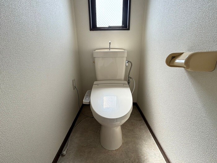 物件内観写真10　(トイレ)