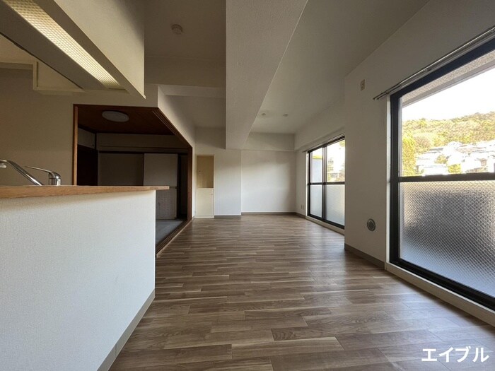 物件内観写真4　(居室)