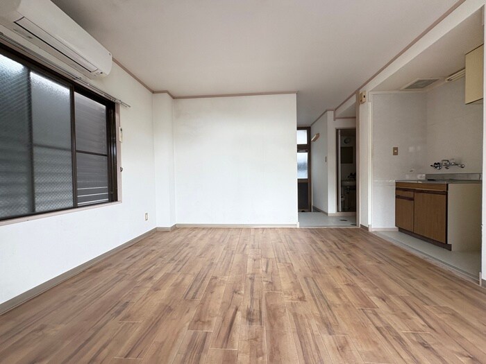 物件内観写真11　(居室)