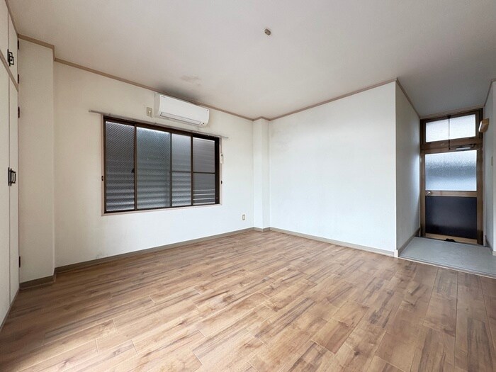 物件内観写真12　(居室)