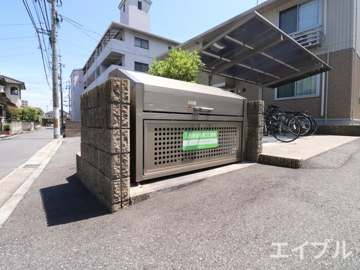 物件外観写真4　(建物設備)