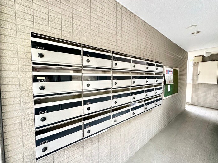 物件外観写真4　(建物設備)