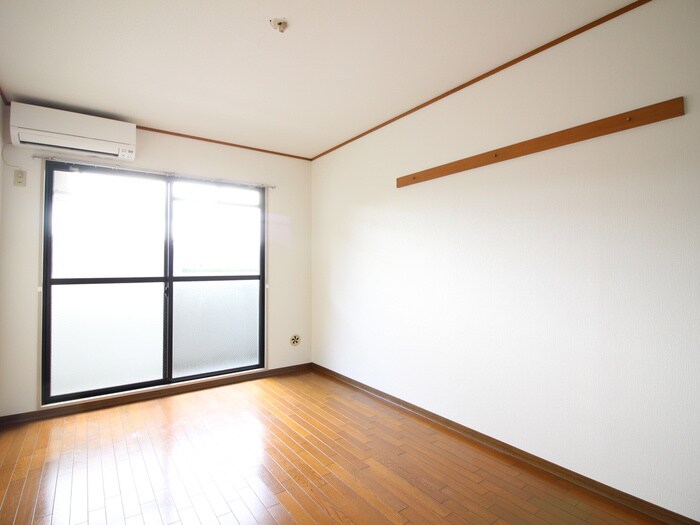 物件内観写真12　(居室)