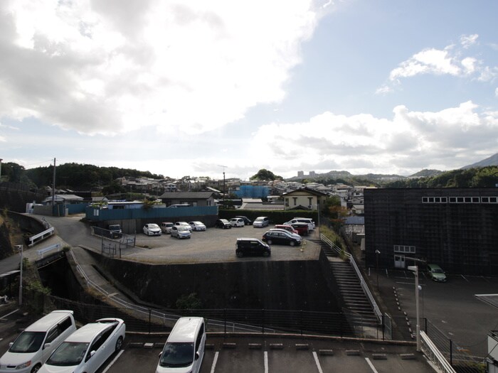 物件内観写真17　(室内からの展望)