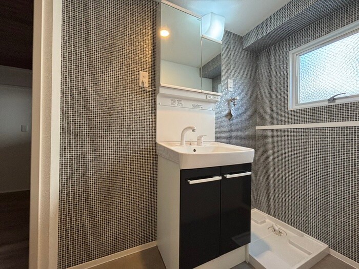 物件内観写真11　(洗面)