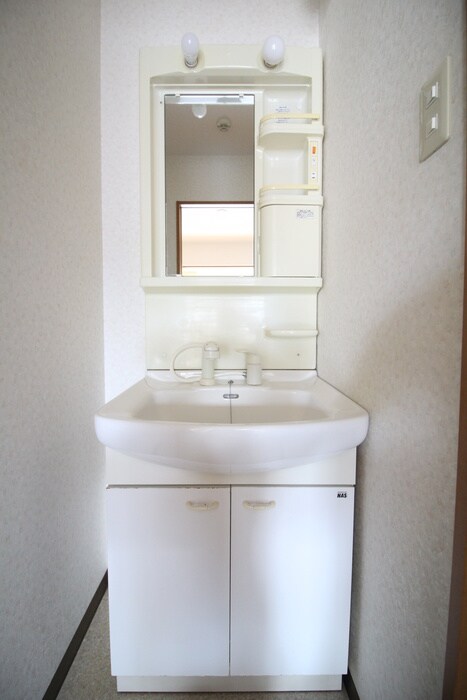 物件内観写真11　(洗面)