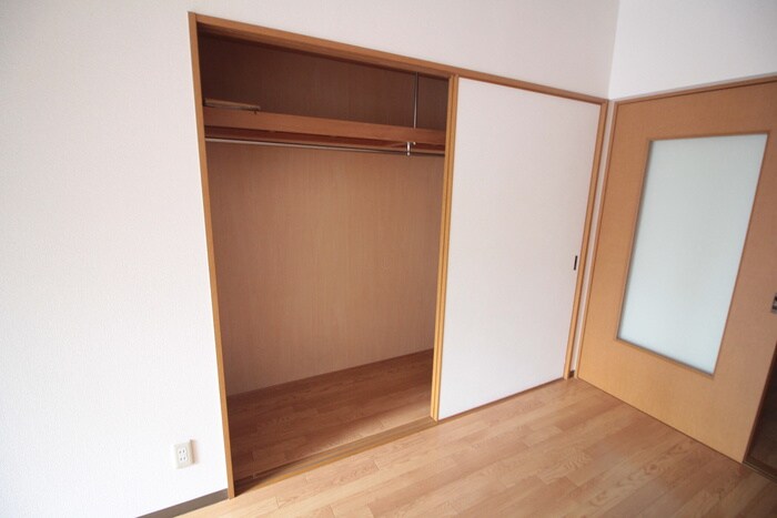 物件内観写真13　(収納)