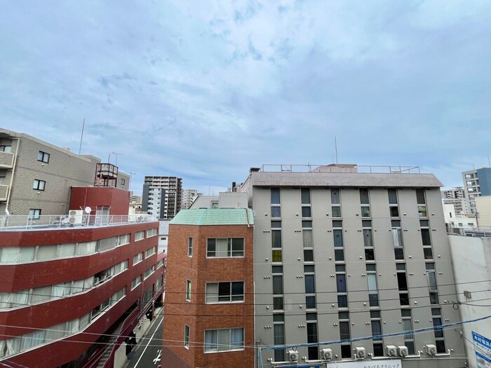 物件内観写真18　(室内からの展望)