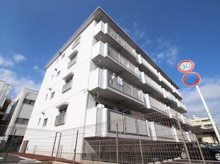 パ－ルハイツ川西外観写真