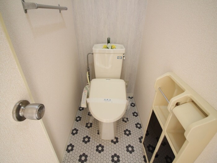 物件内観写真11　(トイレ)