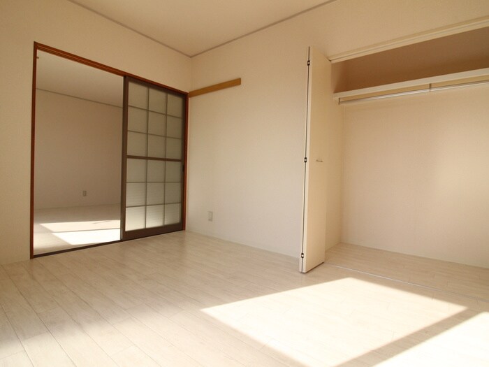 物件内観写真18　(居室)