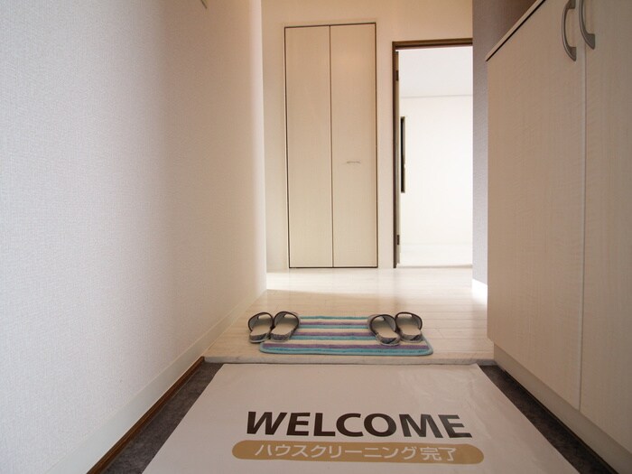 物件内観写真20　(玄関)