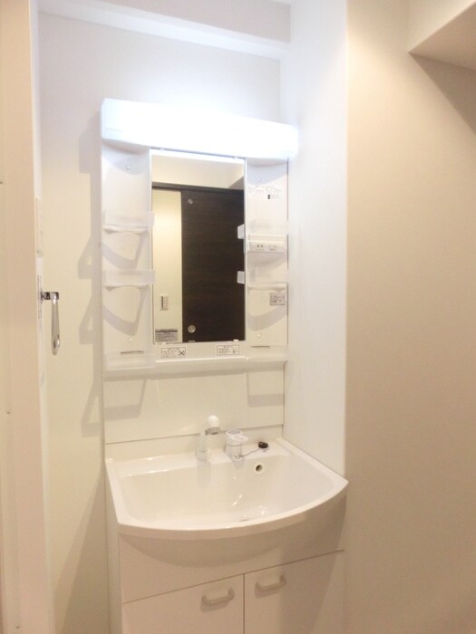 物件内観写真10　(洗面)