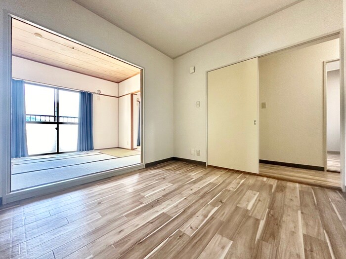 物件内観写真7　(居室)