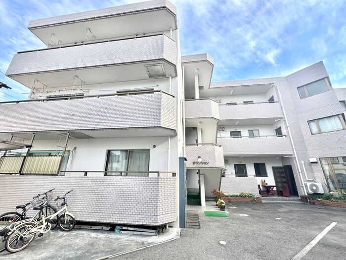 物件外観写真6　(外観写真)