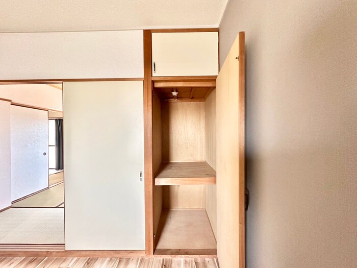 物件内観写真15　(収納)