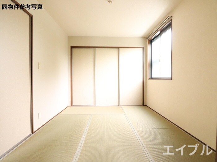 物件内観写真4　(居室)