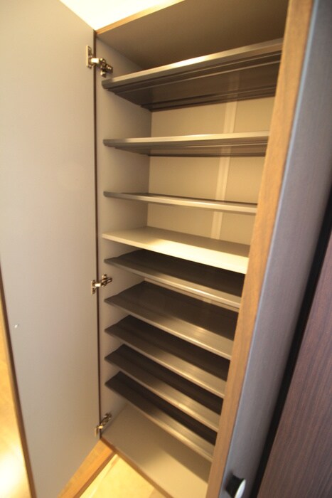 物件内観写真12　(靴箱)