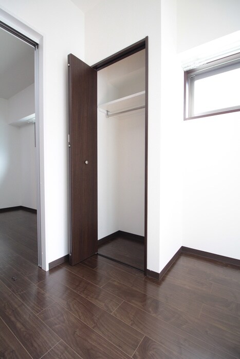 物件内観写真13　(収納)