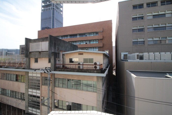 物件内観写真15　(室内からの展望)