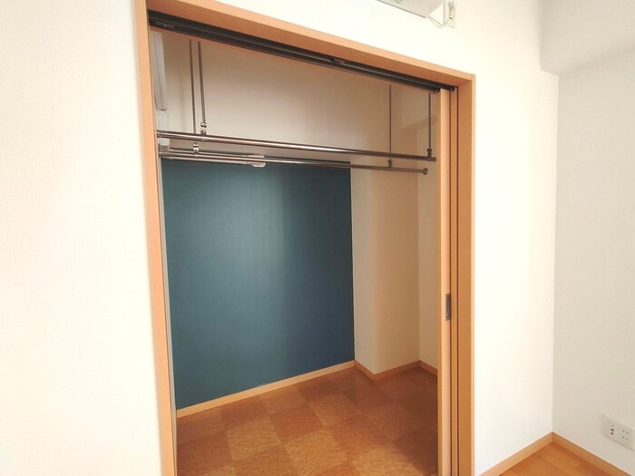 物件内観写真13　(収納)