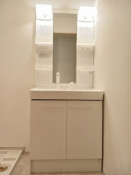 物件内観写真10　(洗面)